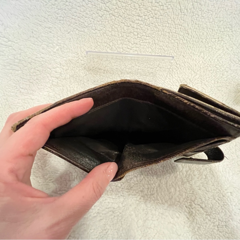 Gucci Eclipse GG Canvas And Leather Wallet - Picture 7 of 8
